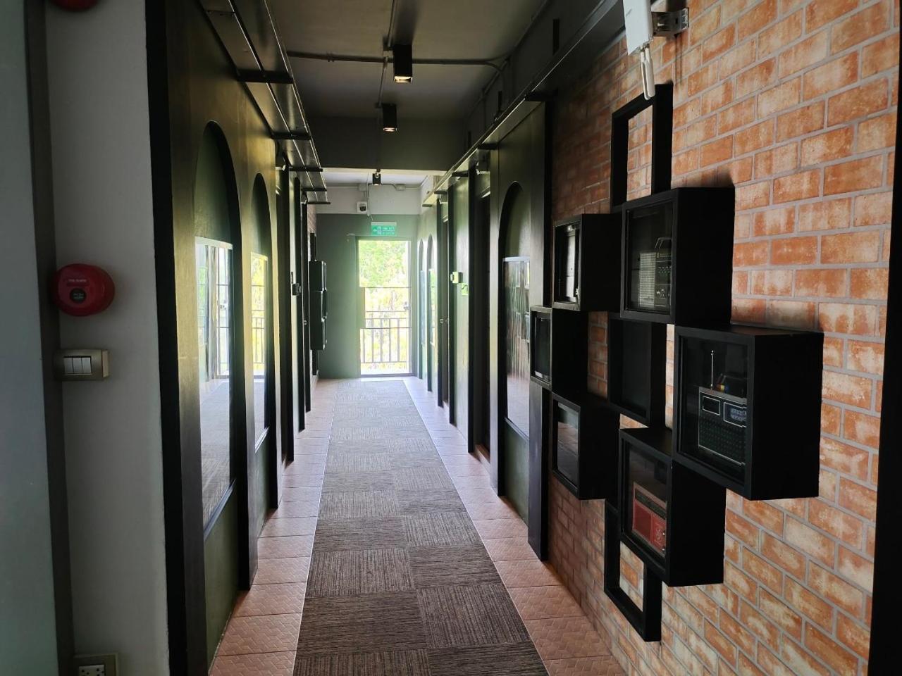 Qoo Hotel Buriram Ngoại thất bức ảnh